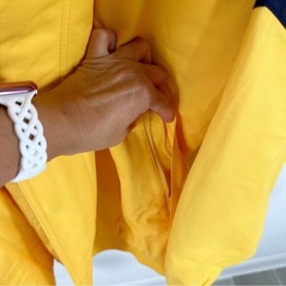 NEW Outer Banks The Navigator Crew Outerwear Jacket Yellow Size XXLarge - Picture 11 of 13